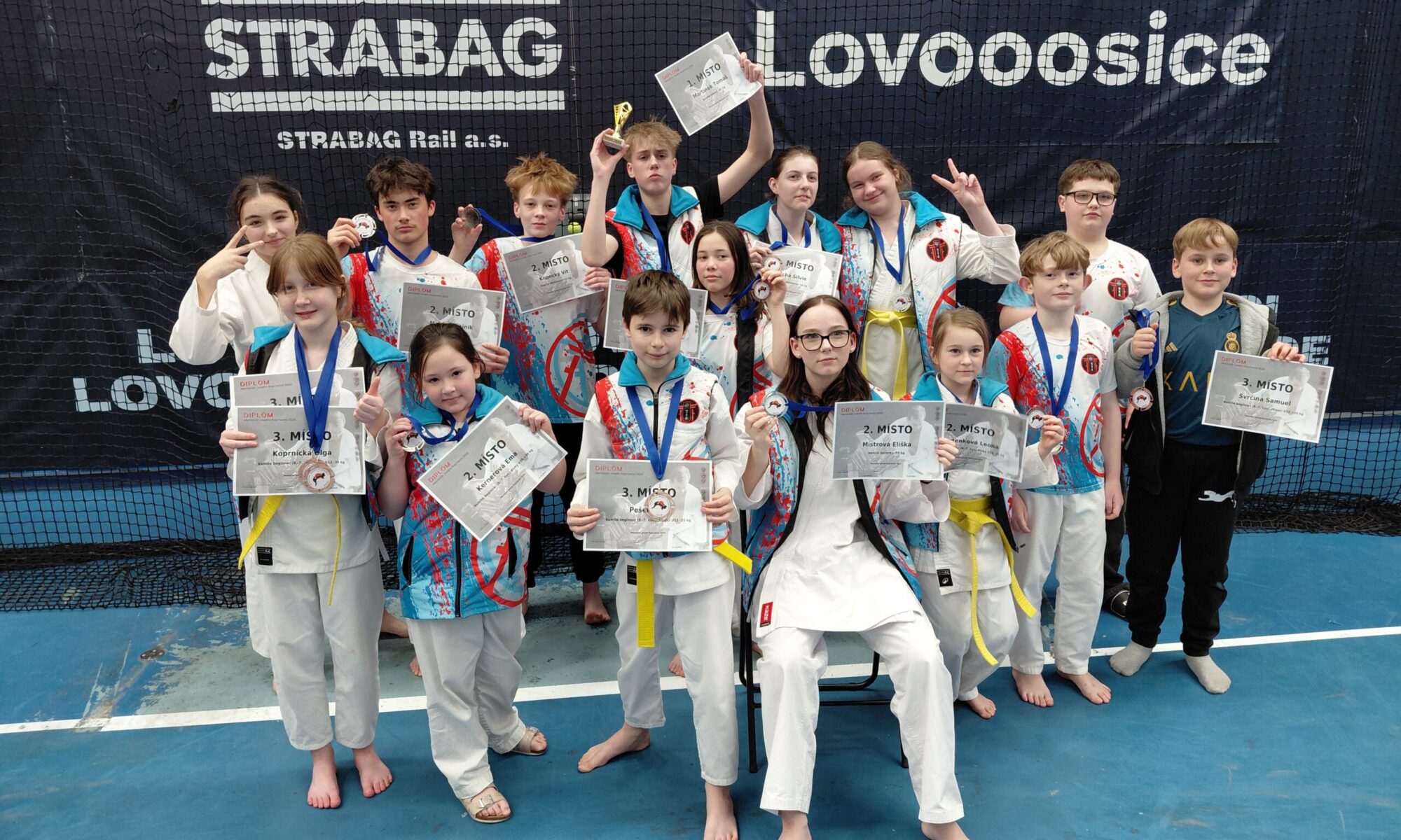 Závodníci oddílu Karate Slavia Liberec na turnaji Memoriál Josefa Rajcherta březen 2026